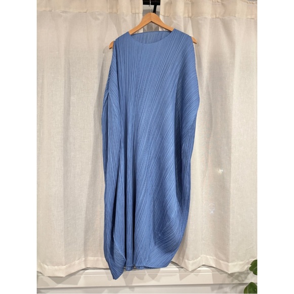 PLEATS PLEASE Blue Lamp Shade Midi Dress Size 5 - Picture 2 of 6